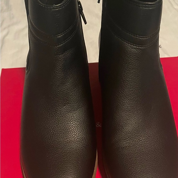 Kelly & Katie Booties - Picture 5 of 7